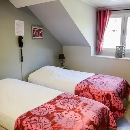 호텔 Logis Le Saint Hubert