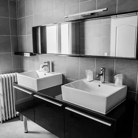 Hotel Logis Le Saint Hubert Haybes
