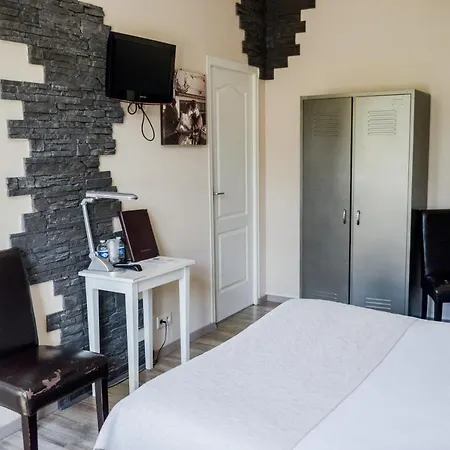 Logis Le Saint Hubert 호텔 하이베