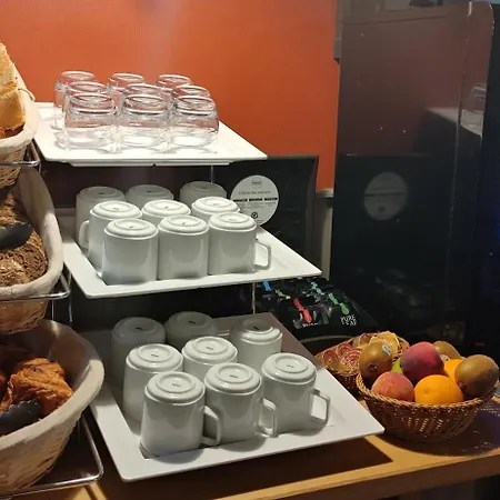 Logis Le Saint Hubert 호텔 2*