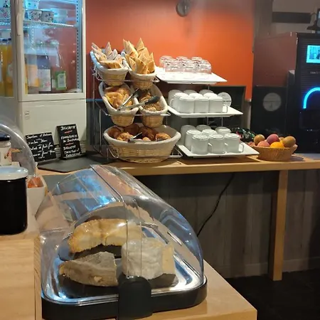 Logis Le Saint Hubert 2* Haybes