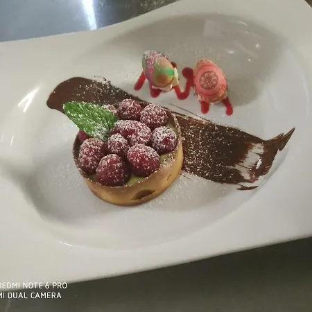 호텔 Logis Le Saint Hubert 하이베